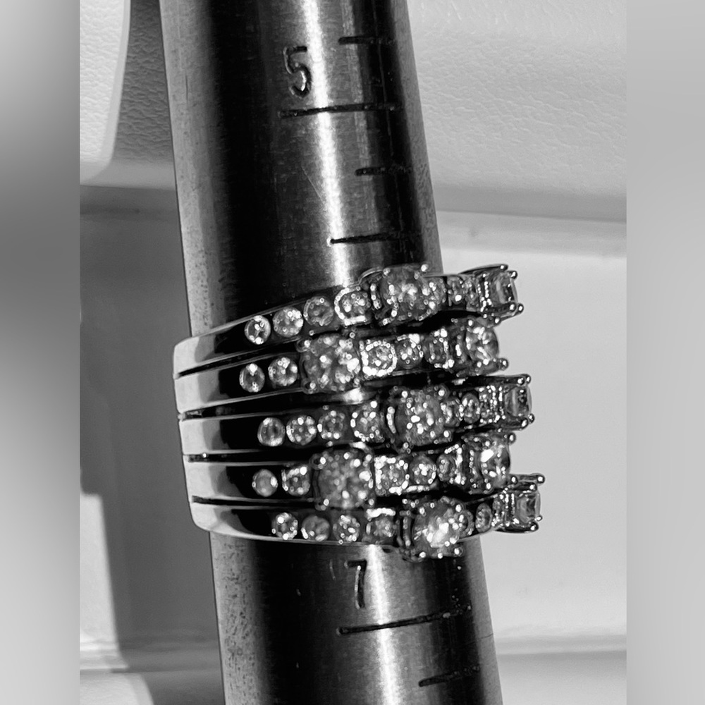 Designer Heirloom Quality 1.5 TCW of full cut diamonds copyrighted© ring 14K WG - Picture 13 of 17